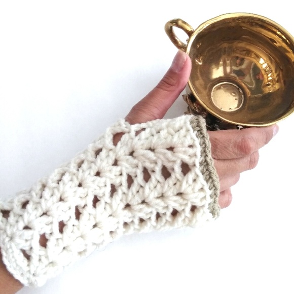 Handmade Accessories - Crochet Fingerless Gloves, Mittens, Wristlet